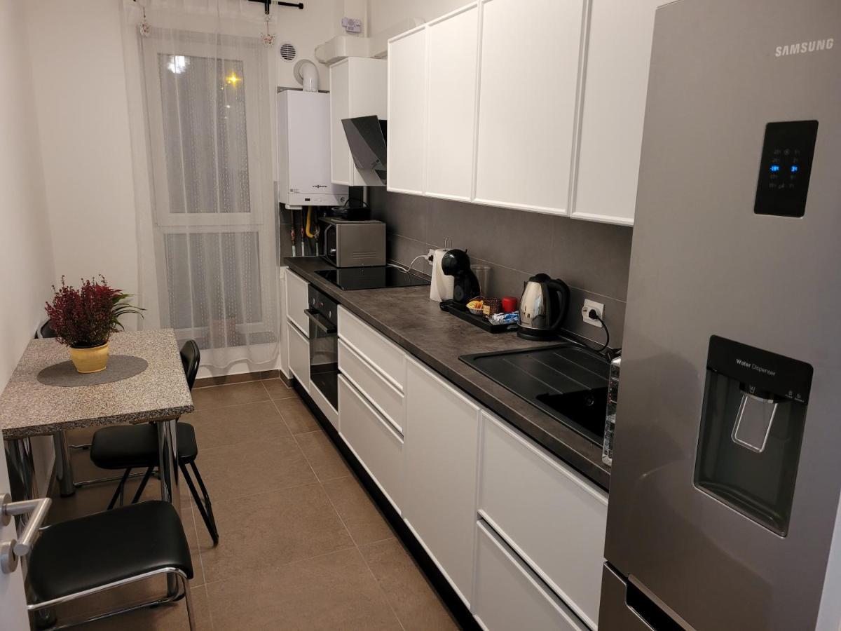 4Qualis Braşov Exterior foto